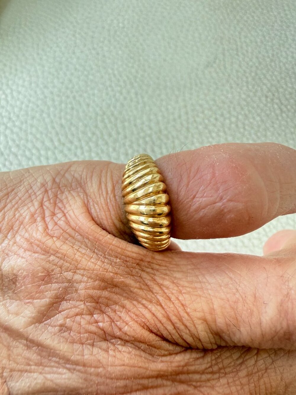 VINTAGE 14K YELLOW GOLD CROISSANT RING CHUNKY SCALLOPED SHRIMP DOME BAND SZ 4